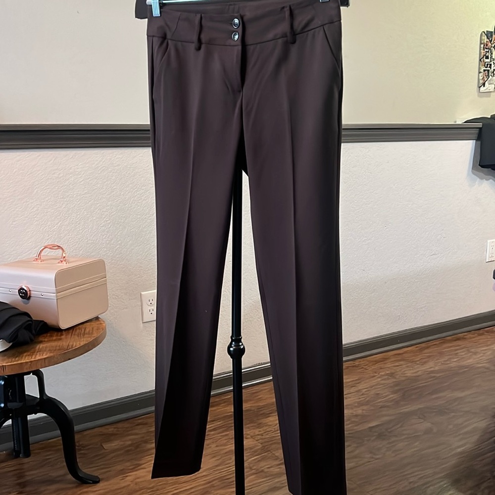 Amanda & Chelsea - Brown suit pants. Womens 6